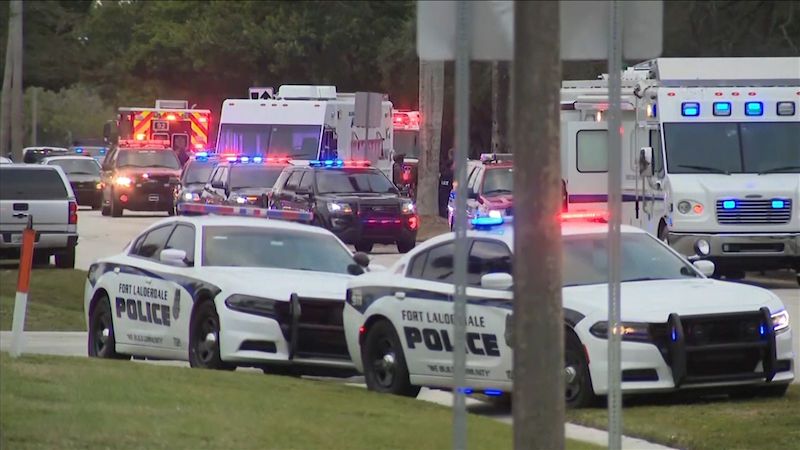 Při přestřelce na Floridě zemřeli dva agenti FBI